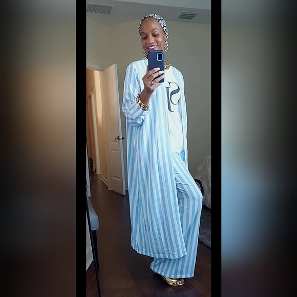 Blue/White pant and duster set - Picture 5 of 5